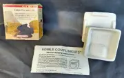 Edible Compliments 1980 Jareen Rabbit Porcelain Mold (NEW - OTHER)