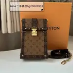 二手 LV 路易威登 VERTICAL TRUNK POCHETTE 老花 斜背包 手機盒包 M67873