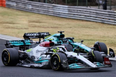 MINICHAMPS 1:43 2022 F1 PETRONAS W13 E PERFORMANCE HUNGARIAN GP Resin Model Car
