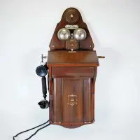 在飛比找Yahoo!奇摩拍賣優惠-老洋房公館愛立信 JYDSK 壁掛手搖老電話機