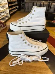 Size 5.5 - Converse Chuck Taylor All Star High Top Platform Sneaker