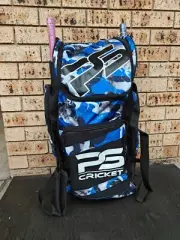 SULTAN JUNIOR WHEELIE KIT BAG