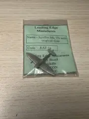 Leading Edge Miniatures 1:300 British Spitfire Mk Vb Tropical Fighter Plane