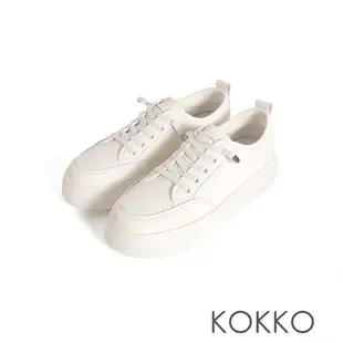 KOKKO極度輕量簡約厚底休閒鞋白色