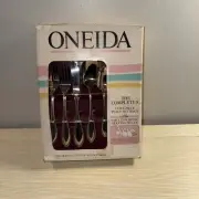 Oneida Wilmington Flatware 8 Five Pice Place Settings 9325