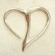 925 Silver Pin With Initial 'D' Heart Shaped - Glossy Finish
