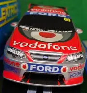 SCALEXTRIC Ford Falcon Vodafone #88 Jamie Whincup V8 Supercar C2952 Slot Car