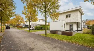 Modern villa near Harderwijk with whirlpool sauna and jetty