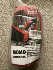 MOMO OUTDOORS TWO PERSON CAMPING HAMMOCK RED/BLACK BRAND NEW AND SEALED