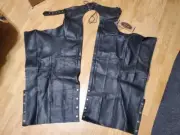 NEW Women’s Size 4 River Road Plains Chaps Black With YKK Zippers 093033