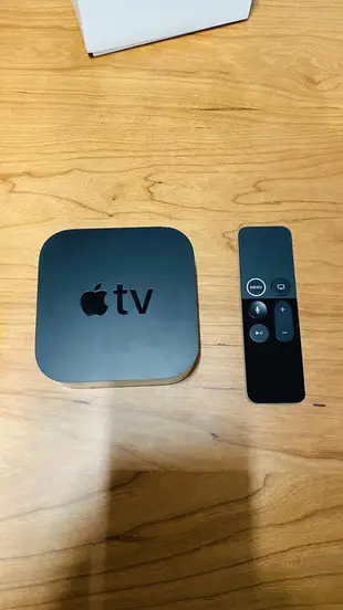 【千代】Apple TV 4K 5代A1842,32G。機身、遙控器