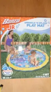 Banzai JR 54" inflatable Sprinkle Splash Play Mat Pool Water Fountain