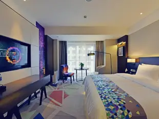 潮漫酒店西寧萬達廣場店Zmax Hotel·Xining Wanda Plaza