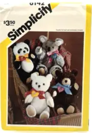 Simplicity Pattern #6142 - Four Chic Bears