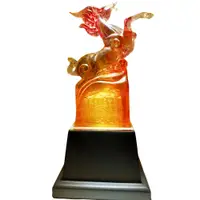 在飛比找蝦皮商城優惠-飛黃騰達 馬到成功 水琉璃獎盃 獎牌 獎座 - 在風水上代表
