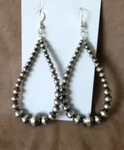 Native Navajo Sterling Silver Graduated Navajo Pearl Hook Earrings JE614