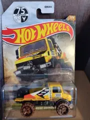 Hot Wheels Off Road Mud Runners Mercedes Benz Unimog
