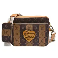 在飛比找momo購物網優惠-【Louis Vuitton 路易威登】M45965 限量T