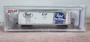 Pabst Blue Ribbon 40' Plug Door Railroad Boxcar #1005 Atlas 50006493 N Scale
