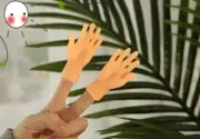 2PCS Tiny Finger Hands Left & Right Mini Hand Model Puppet Props Funny Toy Gift