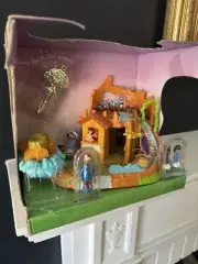 Disney Polly Pocket Keys to the Magic Kingdom Splash Mountain rare - NEW!