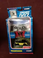 Corgi TY95902 James Bond 007 Goldfinger Aston Martin DB5 & Rolls Royce + Figures