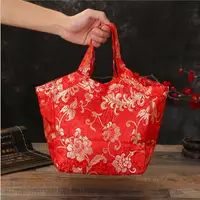 在飛比找蝦皮購物優惠-«刺繡紅包袋» 現貨 2020超大結婚手提五萬彩禮袋10w2