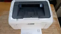 在飛比找Yahoo!奇摩拍賣優惠-HP  Laserjet  M12w