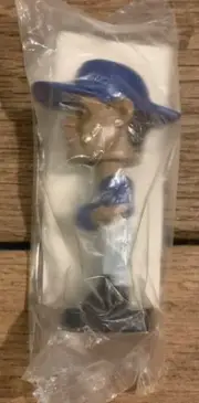 Post cereal Sammy Sosa bobble head in cubs uniform 3 inches tall