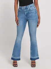 GUESS High-Rise Pop 70s Denim Jeans in Mid Wash Size: 30, Spandex