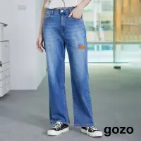 在飛比找momo購物網優惠-【gozo】皮標修身直筒牛仔褲(兩色)