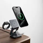 Magnetic 15W Foldable 3-in-1 Wireless Charging Station – Fast Charger for iPhone
