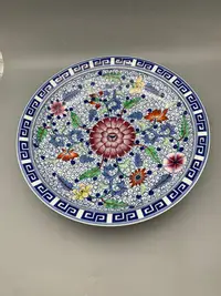 在飛比找Yahoo!奇摩拍賣優惠-景德鎮文革廠貨瓷器，早期人民瓷廠青花鬥彩手繪纏枝蓮大瓷盤。全