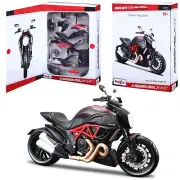 Ducati Diavel Carbon 1/12 Scale Diecast Motorcycle Model Kit ASSEMBLY NEEDED