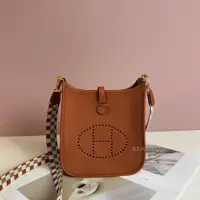 在飛比找PopChill優惠-[二手] Hermes mini evelyne - 黏土紅