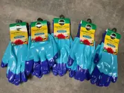 5 Pair Miracle•Gro Garden Care Women’s M-L Watering/ Feeding/Weeding gloves