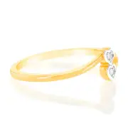 2Heart Shaped Diamond Ring in 9ct Yellow Gold, Q