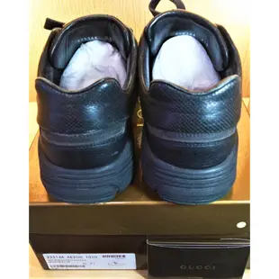Gucci黑色真皮男運動休閒鞋 (made in Italy ) 型號225146(尺碼7+)