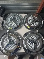 Mooneyes 13 Inch Hubcaps Olds Fiesta Style