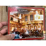 ㄍ私物。11201 九成新 CD 維也納莫扎特管弦樂團 30 JAHRE WIENER MOZART ORCHESTER