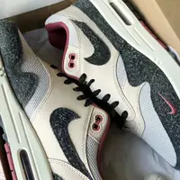 在飛比找蝦皮購物優惠-Pink. 耐吉 氣墊鞋 Nike Air Max 1 氣墊