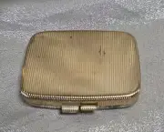 VTG REVLON LOVE PAT PRESSED POWDER GOLD COMPACT CREAM BEIGE 0676