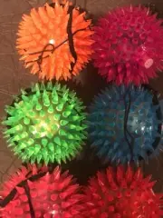 Soft Spike Flashing Light Up Squeaky Bounce Balls For Pets Dog Cat Set of 12
