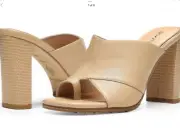 New in Box Donal Pliner Toe Loop Mules Sz.8.5US Beige