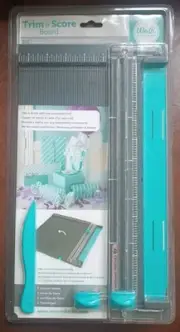We R Memory Keepers Trim & Score Board With One Convenient Tool 71337-1