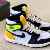 在飛比找蝦皮購物優惠-AIR JORDAN 1 RETRO OG 螢光黑白 男女款