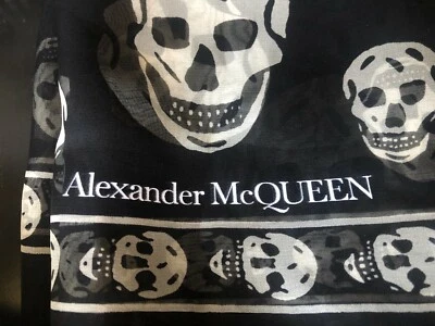 NEW ALEXANDER McQUEEN CLASSIC SKULL PRINT SILK CHIFFON BLACK GRAY SCARF WRAP