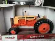 Ertl Case 830 Wide Front Tractor. 1/16 Scale (damaged Box)