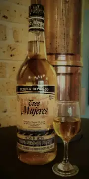 Tequila Tres Mujeres, 100% Agave, Reposado, 38% Alc Vol, 1L