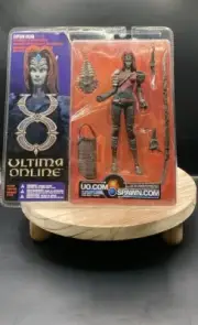 MCFARLANE TOYS ULTIMA ONLINE CAPTAIN DASHA SPAWN . COM ACTION FIGURE